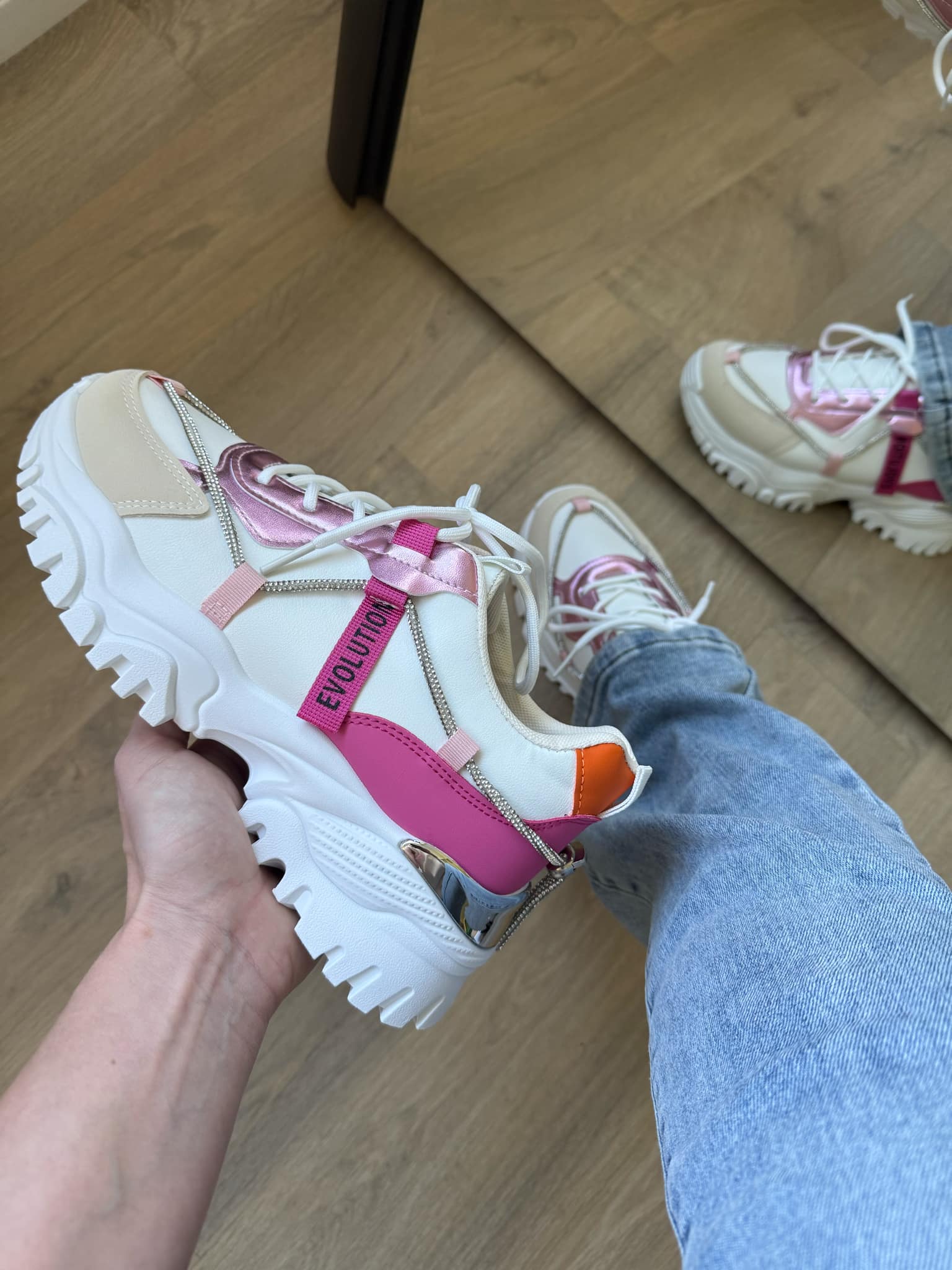 Roze dames sneaker Nyna – trendy chunky sneaker