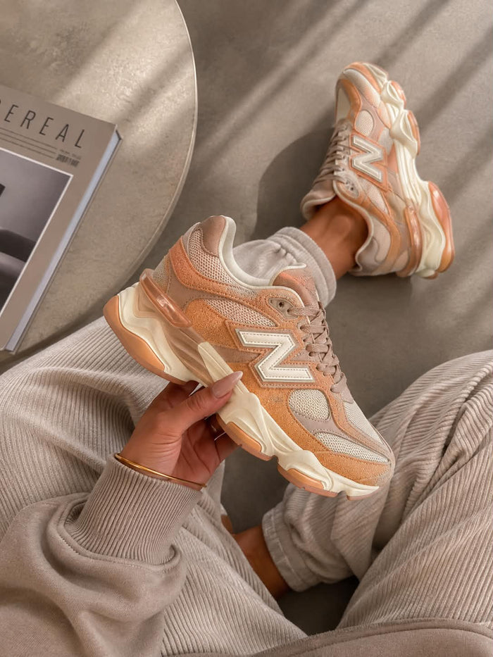 Sneaker Herbstsand