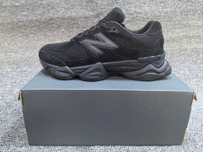 Sneaker Black Edition