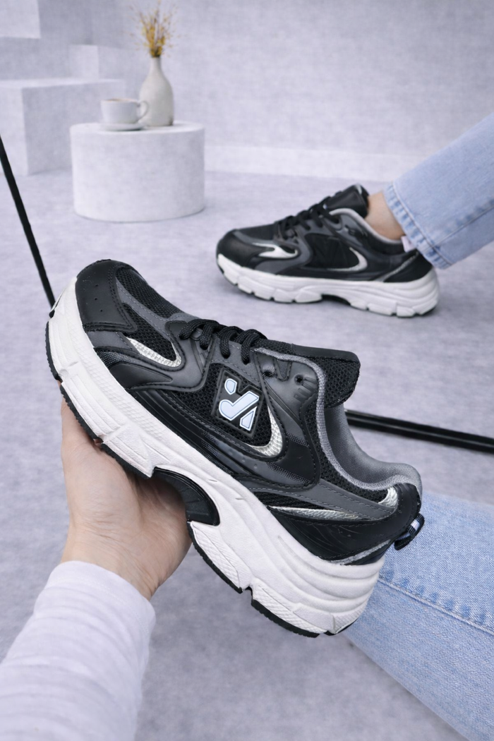 Sneakers Elara zwart