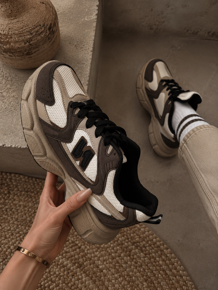 Zapatillas Elva café