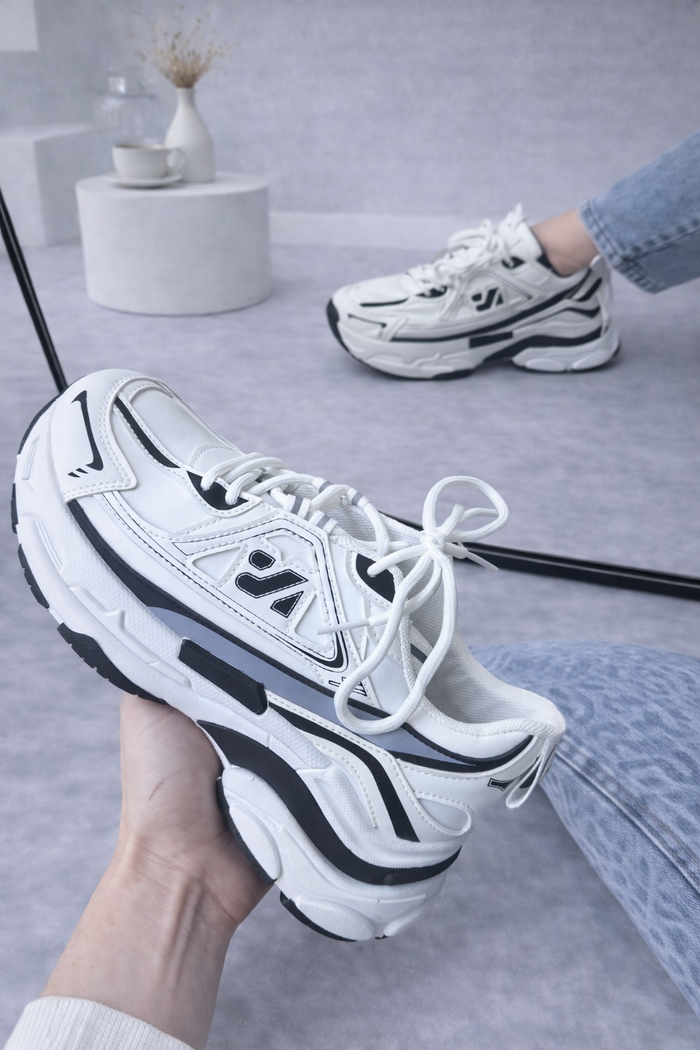 Sneaker Roos wit